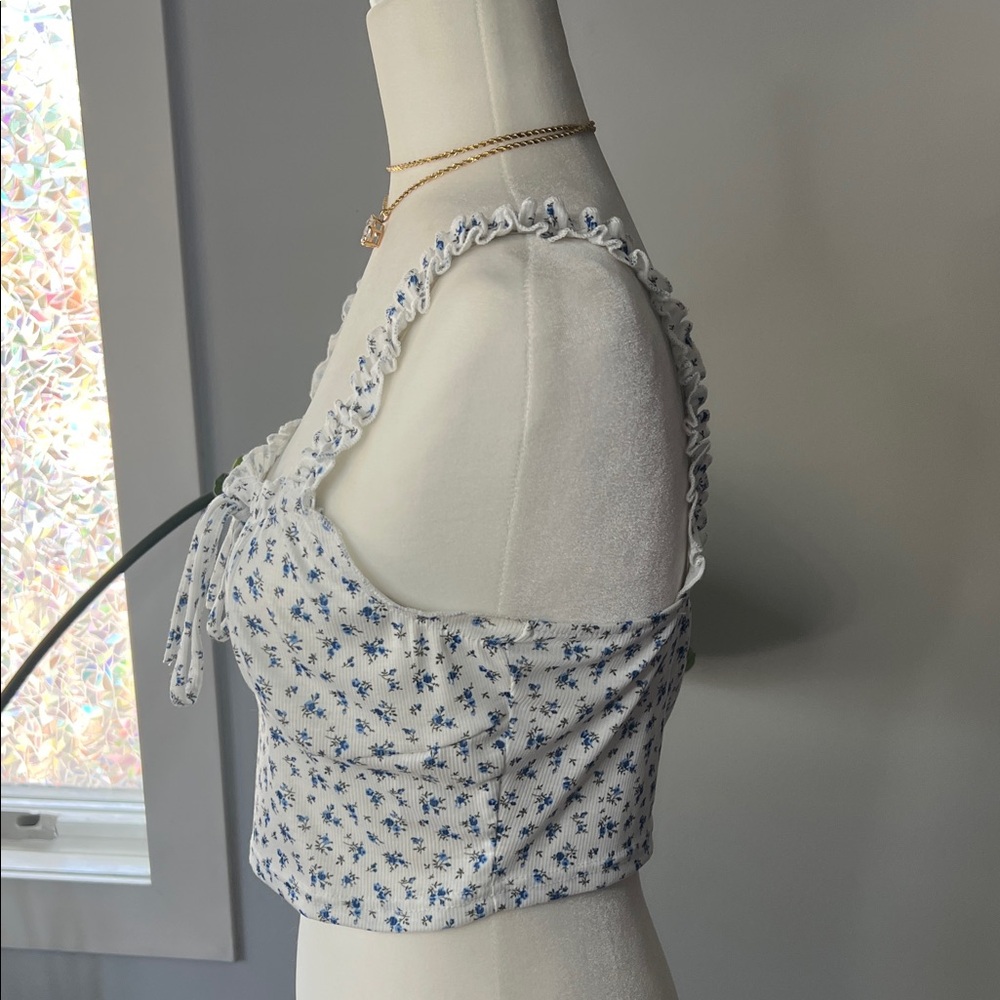 Amazon Blue Floral Ruffle Tank Top - Picture 3 of 5